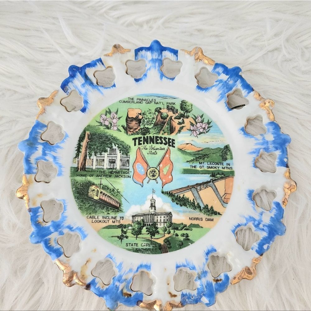 Vintage Blue Tennessee volunteer state plate Gold Trim 8" Pierced lace souvenir